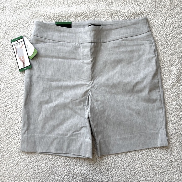 New Hilary Radley Gray Bermuda Shorts - Picture 1 of 9